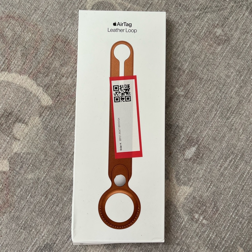 Brown leather Apple AirTag holder loop